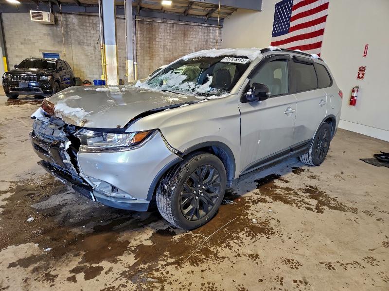2018 MITSUBISHI OUTLANDER — VIN JA4AD3A33JZ018342