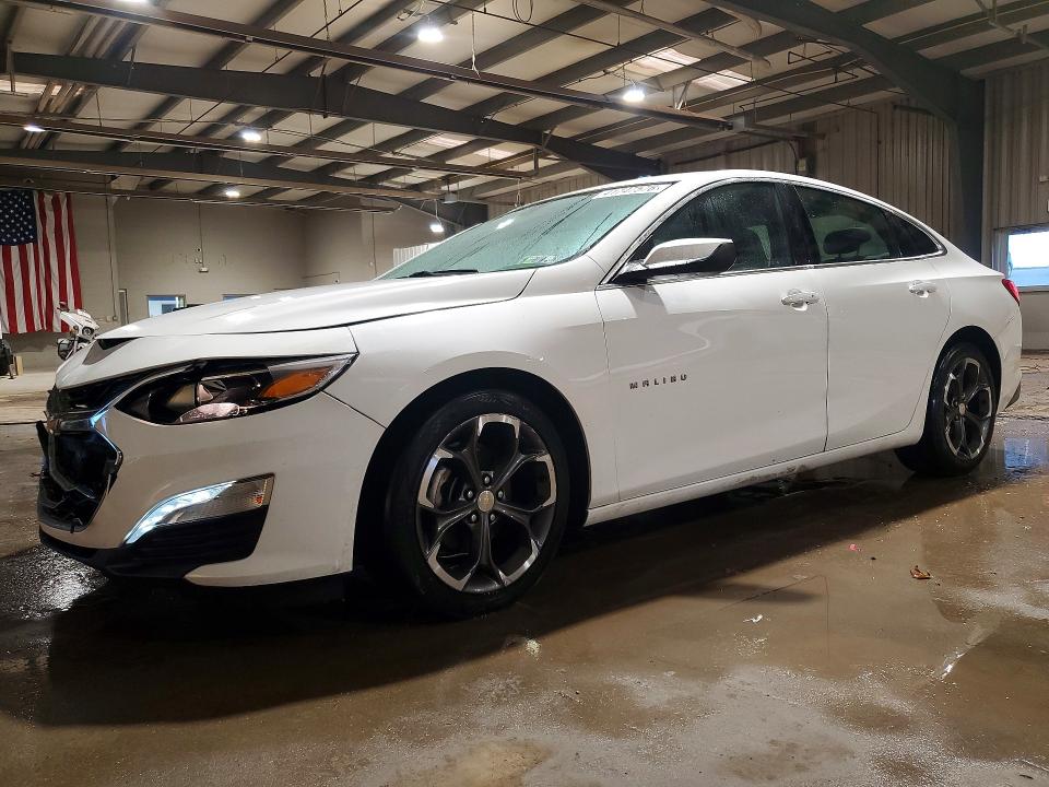 2022 CHEVROLET MALIBU — VIN 1G1ZD5STXNF140523