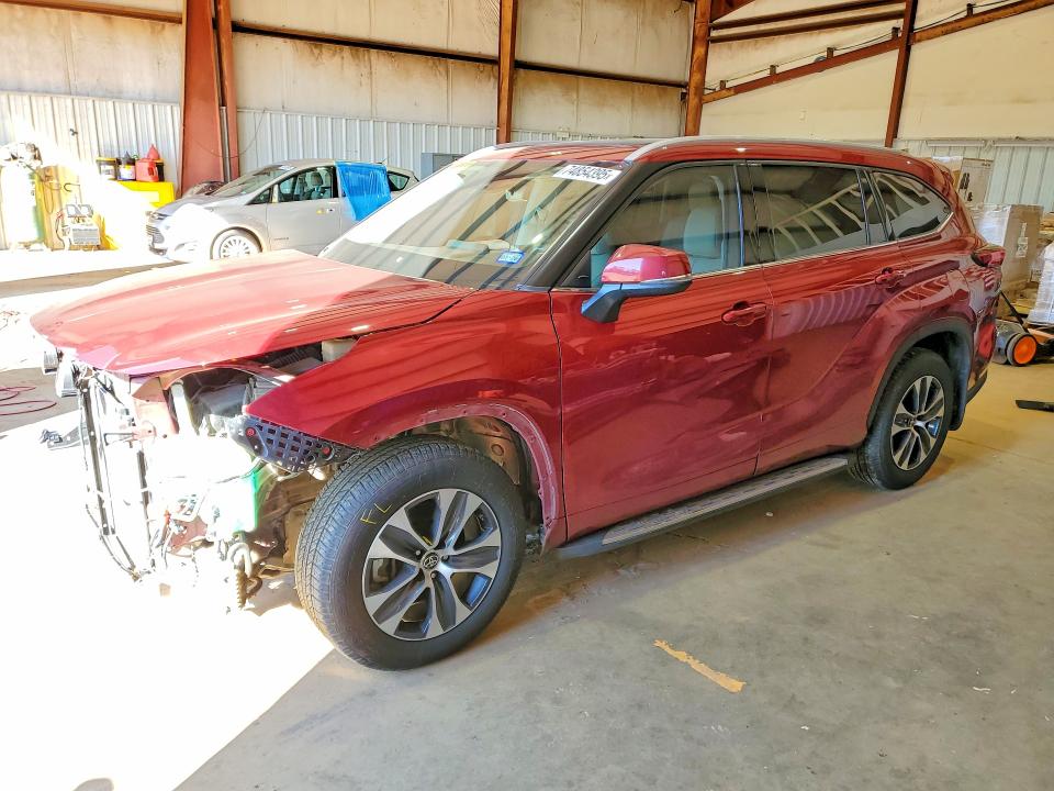 2022 TOYOTA HIGHLANDER — VIN 5TDGZRAH9NS116914