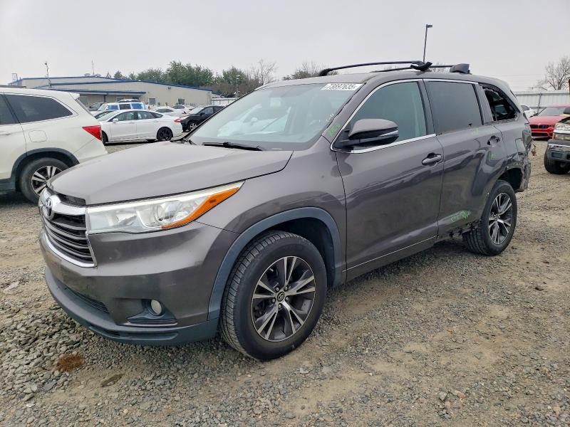 2016 TOYOTA HIGHLANDER — VIN 5TDKKRFH1GS147746