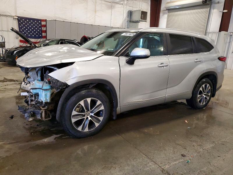 2023 TOYOTA HIGHLANDER — VIN 5TDKBRCH4PS568929