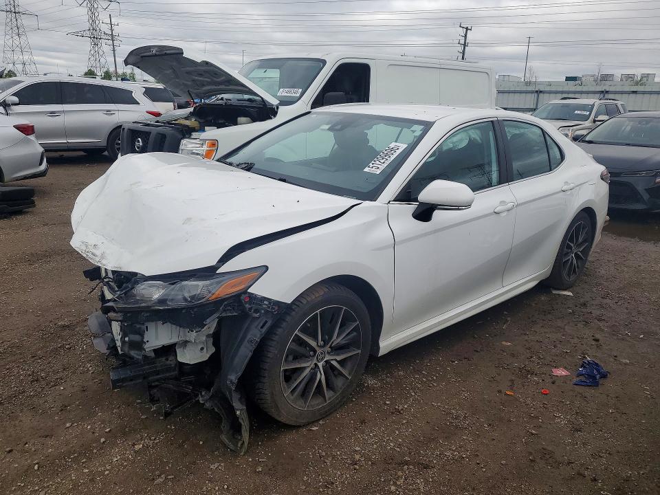 2022 TOYOTA CAMRY — VIN 4T1G11AK3NU653130