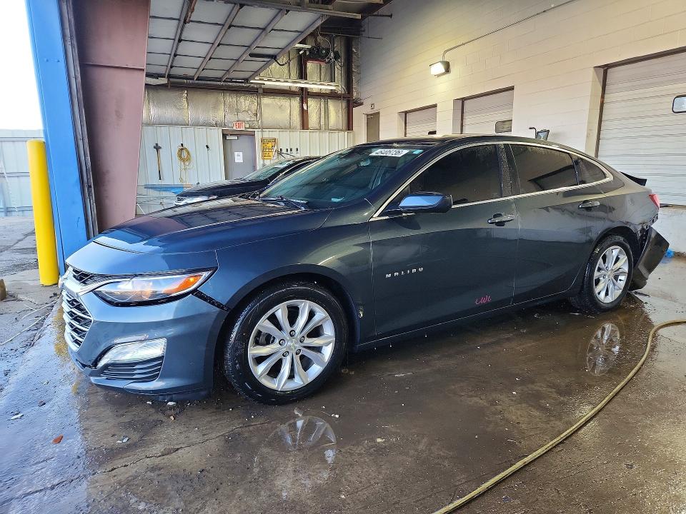 2020 CHEVROLET MALIBU — VIN 1G1ZD5ST4LF032802