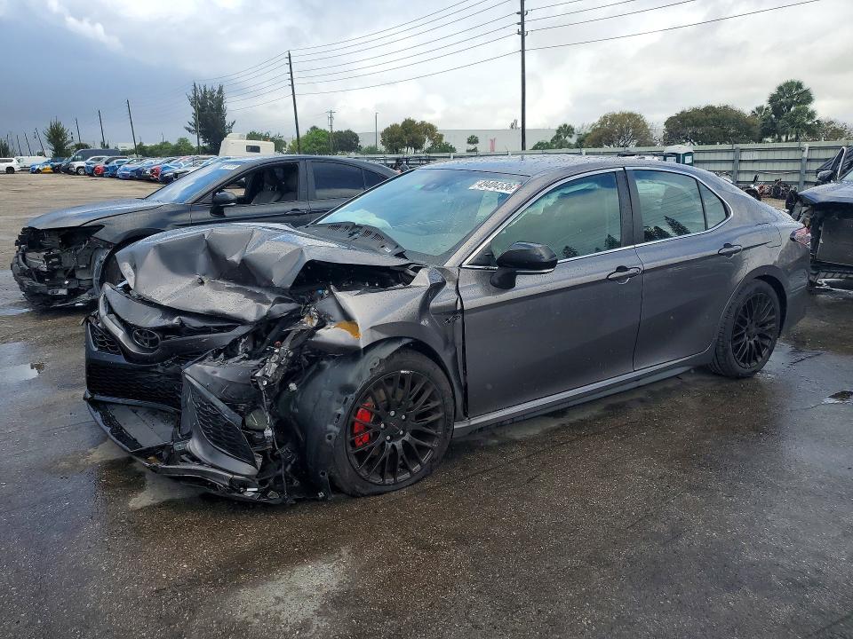 2022 TOYOTA CAMRY — VIN 4T1G11AK6NU040998
