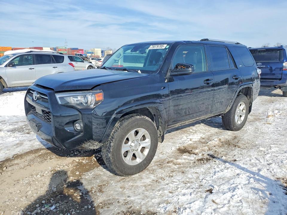 2024 TOYOTA 4RUNNER SR — VIN JTEMU5JR4R6271648