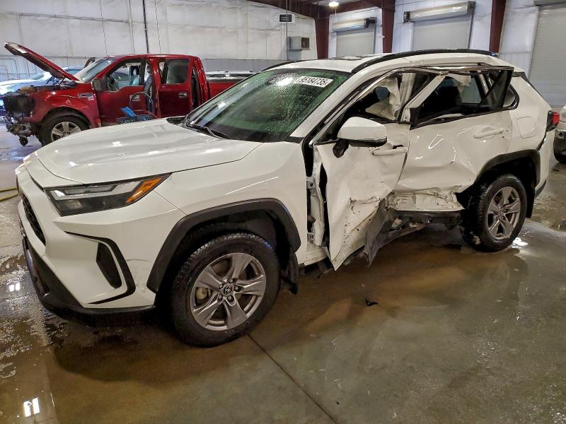 2022 TOYOTA RAV4 — VIN JTMRWRFV0ND154690