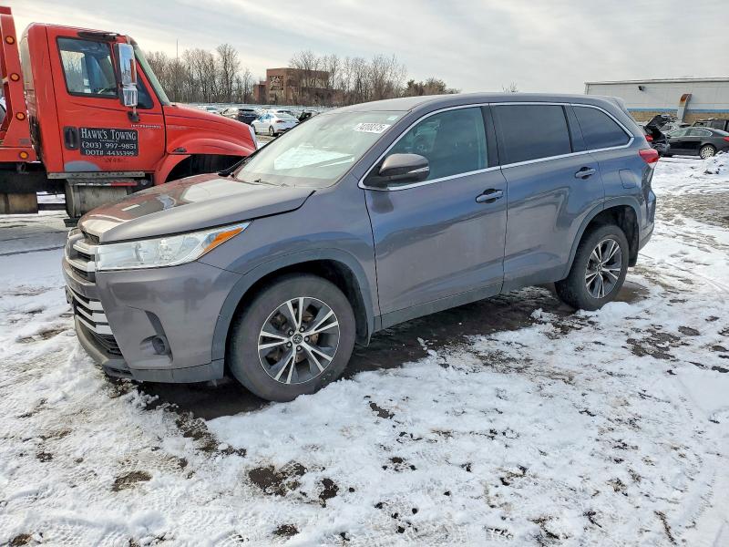 2019 TOYOTA HIGHLANDER — VIN 5TDBZRFH6KS941159
