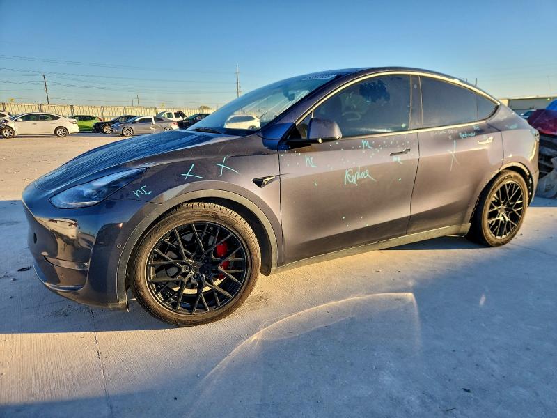 2022 TESLA MODEL Y — VIN 7SAYGDEF0NF336746