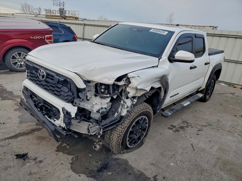 2025 TOYOTA TACOMA DOU — VIN 3TMLB5JN8SM105545