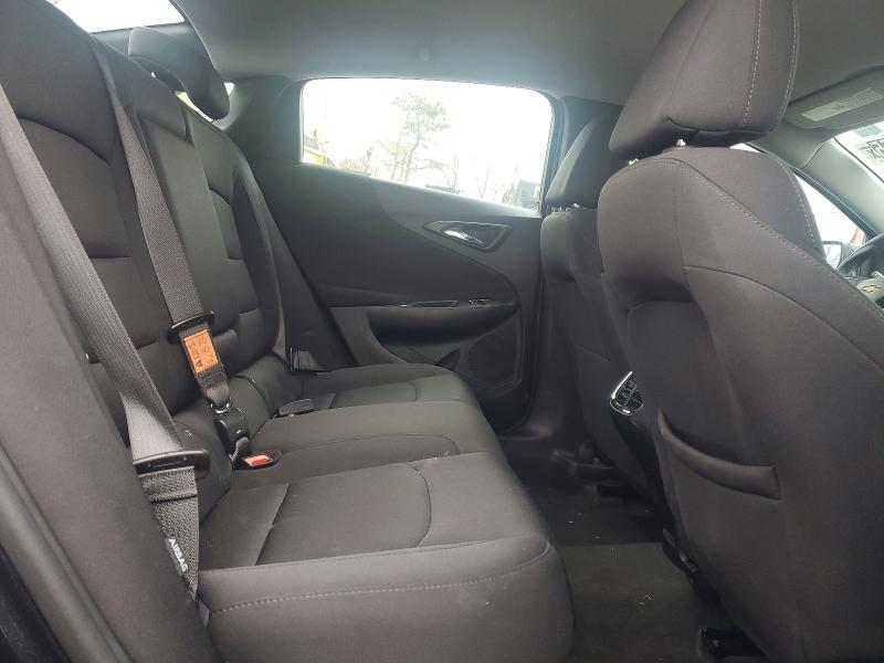 1G1ZD5ST6PF240105