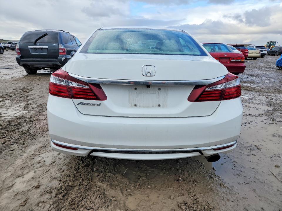 1HGCR2F30GA246522