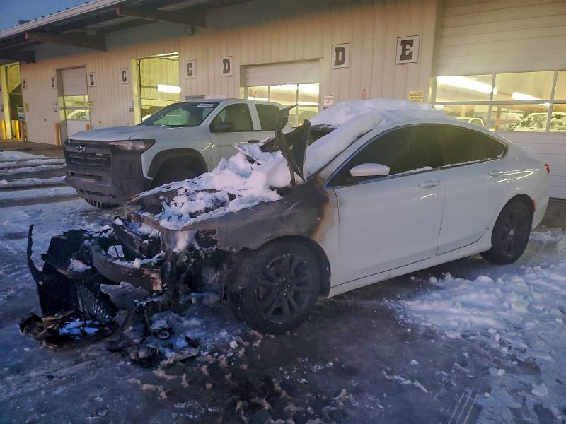 2017 CHRYSLER 200 — VIN 1C3CCCAB5HN500485