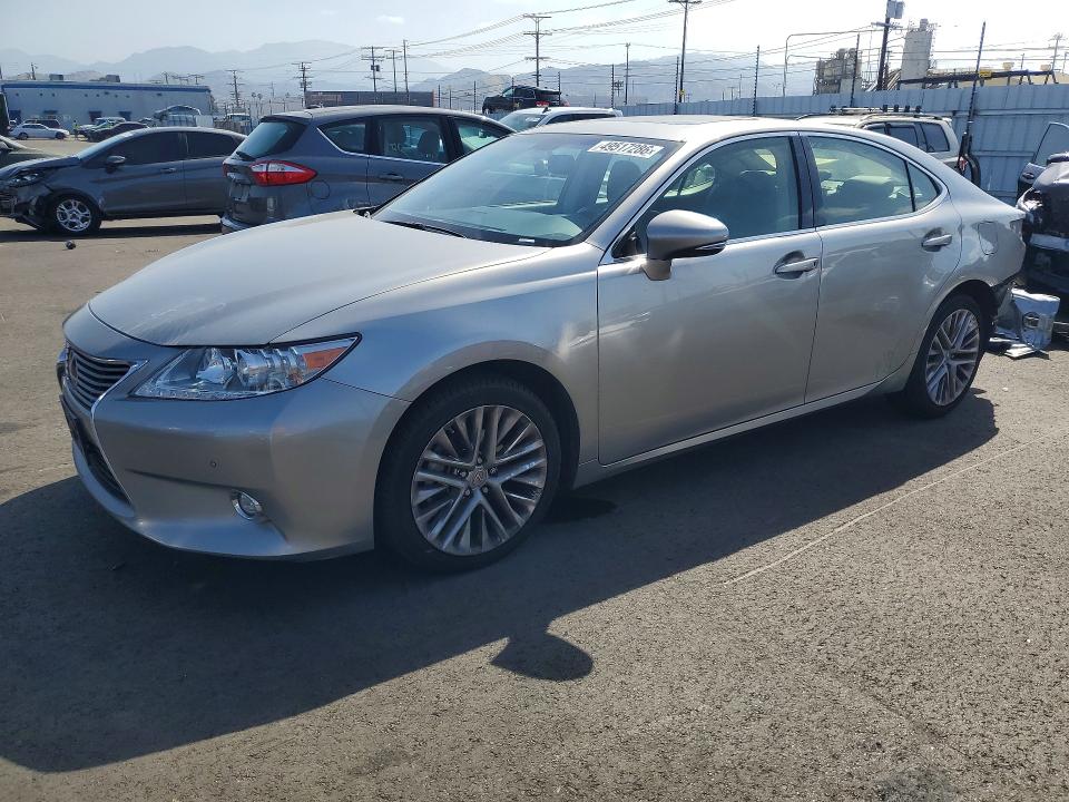 2015 LEXUS ES — VIN JTHBK1GG8F2208635
