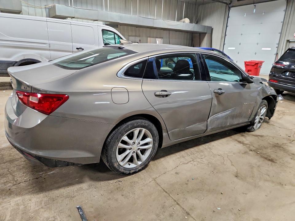 1G1ZD5ST1JF105606