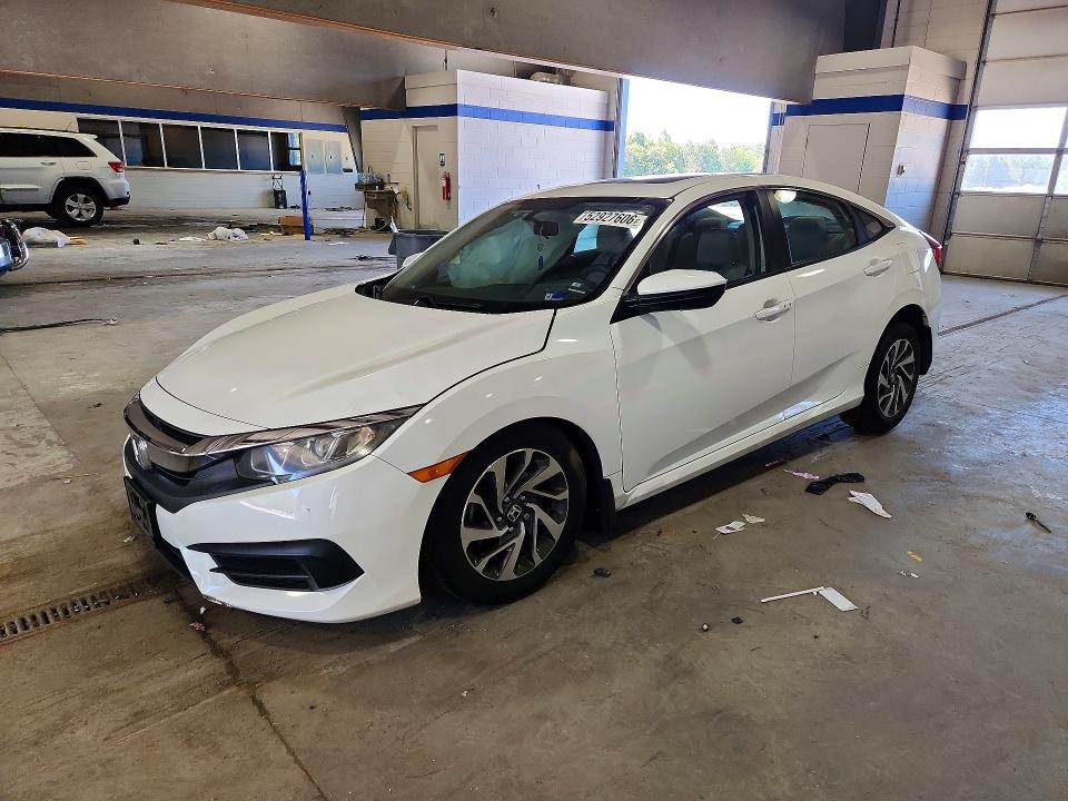 2017 HONDA CIVIC — VIN 2HGFC2F70HH574124