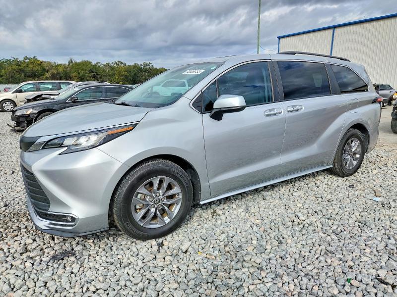 2021 TOYOTA SIENNA — VIN 5TDYRKECXMS066971