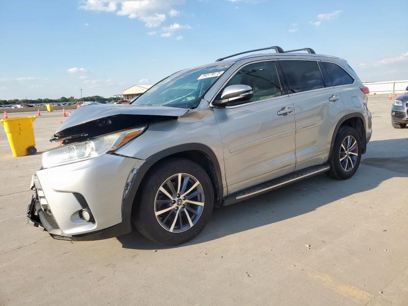 2017 TOYOTA HIGHLANDER SE — VIN 5TDJZRFH4HS459228