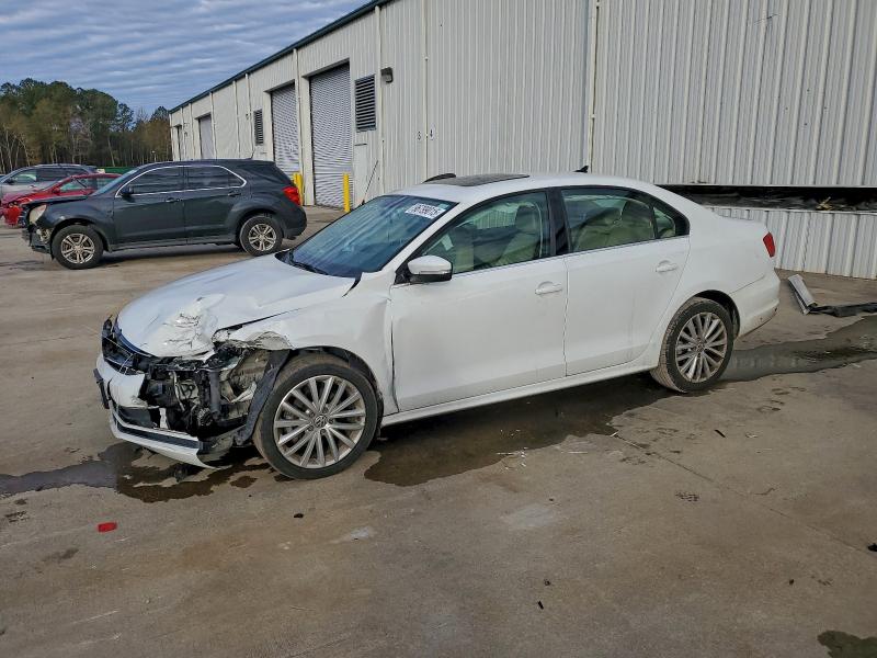 2015 VOLKSWAGEN JETTA SE — VIN 3VWD17AJ0FM405082