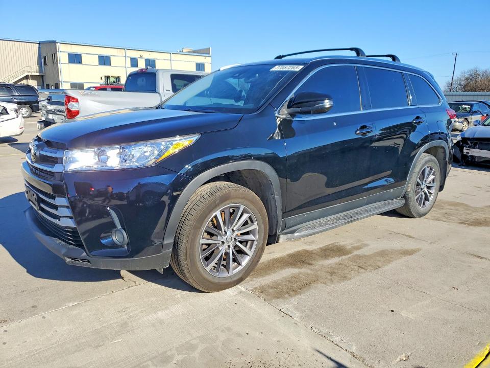 2019 TOYOTA HIGHLANDER — VIN 5TDKZRFH8KS337922