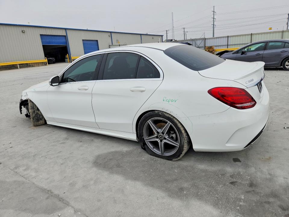 55SWF4JB8JU255819