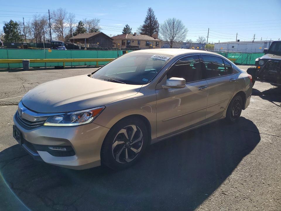 2016 HONDA ACCORD — VIN 1HGCR3F82GA009063
