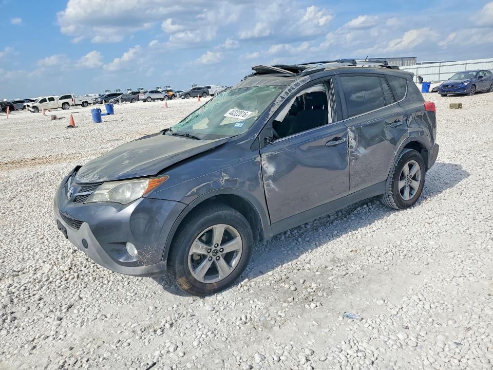 2015 TOYOTA RAV4 — VIN 2T3WFREV1FW137826