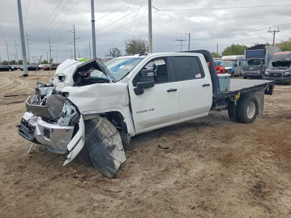 2025 CHEVROLET SILVERADO — VIN 1GB4KSE7XSF365884