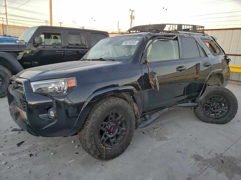 2021 TOYOTA 4RUNNER SR — VIN JTEFU5JR4M5234817