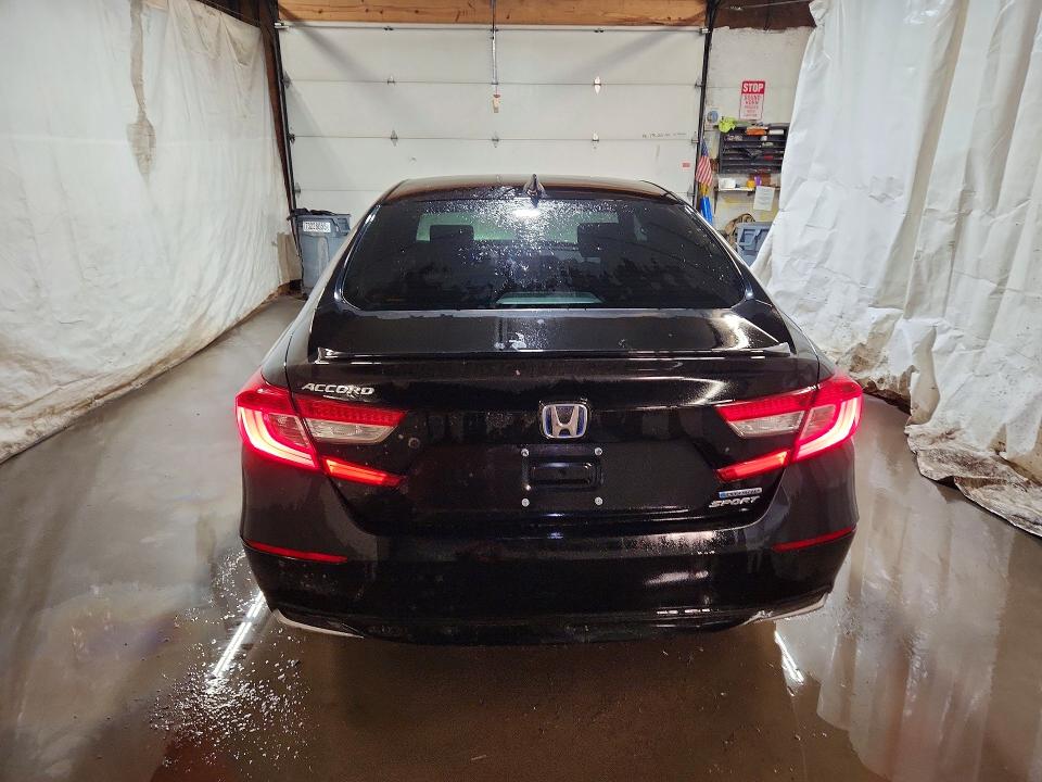 1HGCV3F26NA036545
