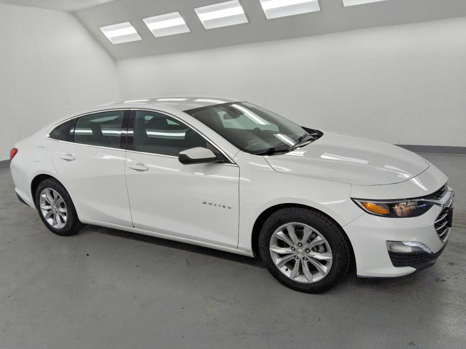 1G1ZD5ST9PF178585
