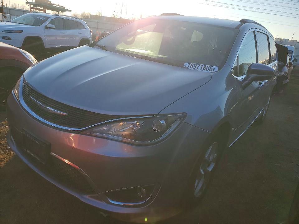 2017 CHRYSLER PACIFICA — VIN 2C4RC1BG2HR831290