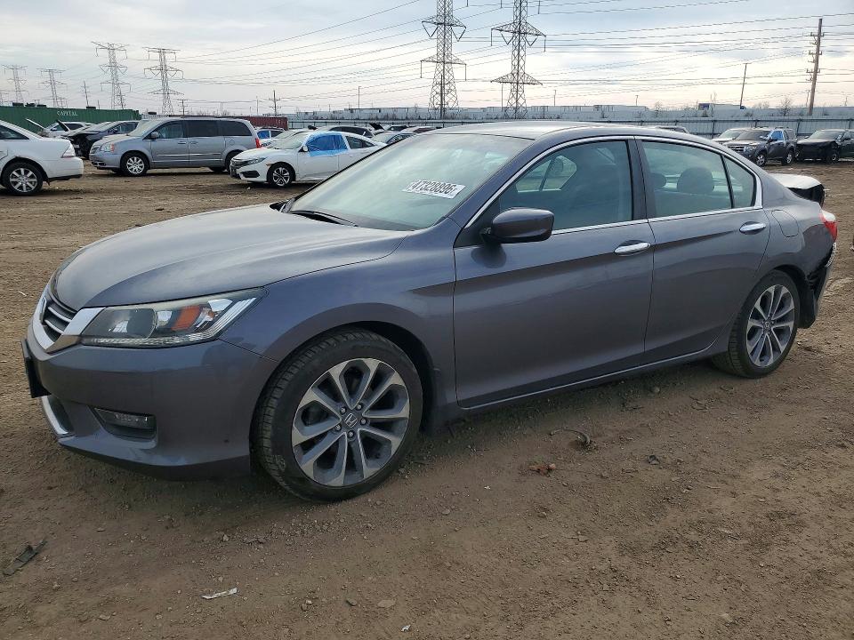 2015 HONDA ACCORD — VIN 1HGCR2E56FA184786