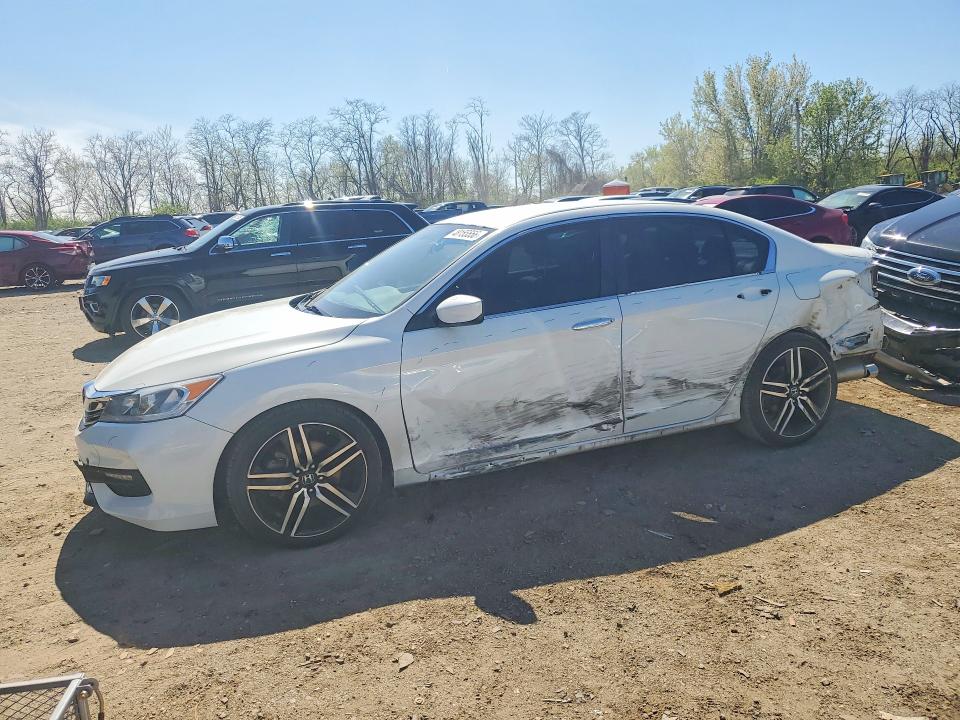 2017 HONDA ACCORD — VIN 1HGCR2F14HA003392