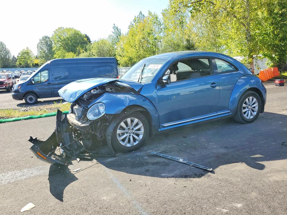 2019 VOLKSWAGEN BEETLE — VIN 3VWFD7AT7KM711983
