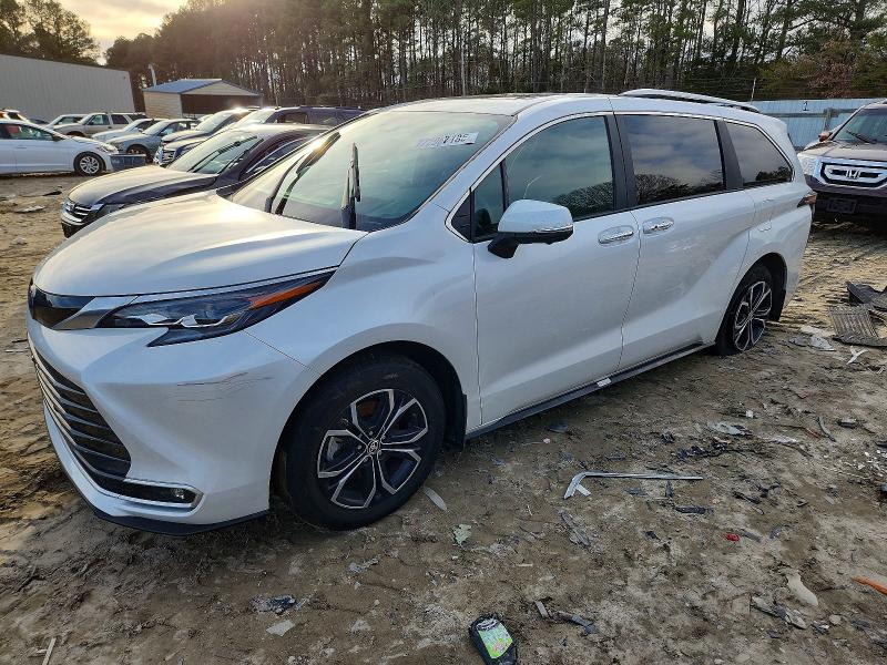 2025 TOYOTA SIENNA — VIN 5TDESKFC1SS157064