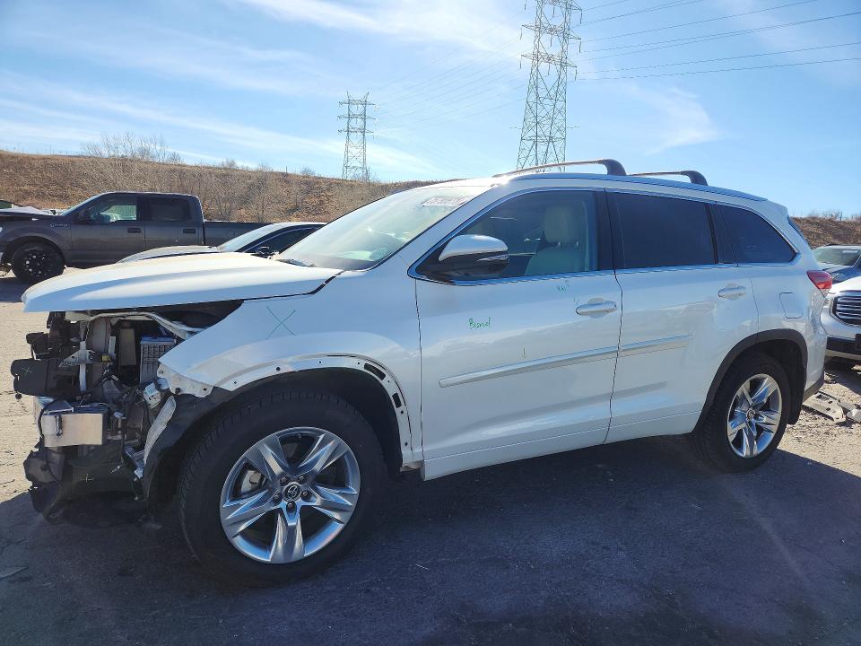 2019 TOYOTA HIGHLANDER — VIN 5TDDZRFH5KS724811