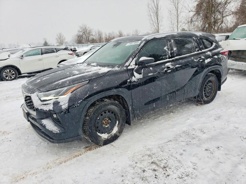 2022 TOYOTA HIGHLANDER — VIN 5TDFZRBHXNS220788