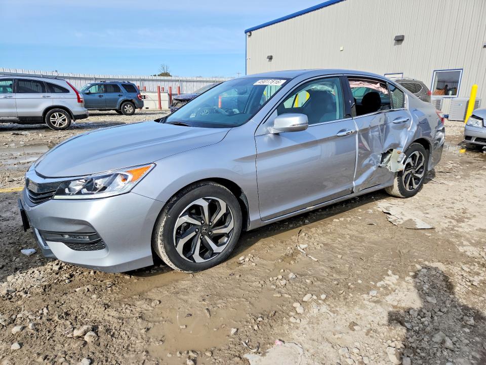 2016 HONDA ACCORD — VIN 1HGCR3F88GA033240