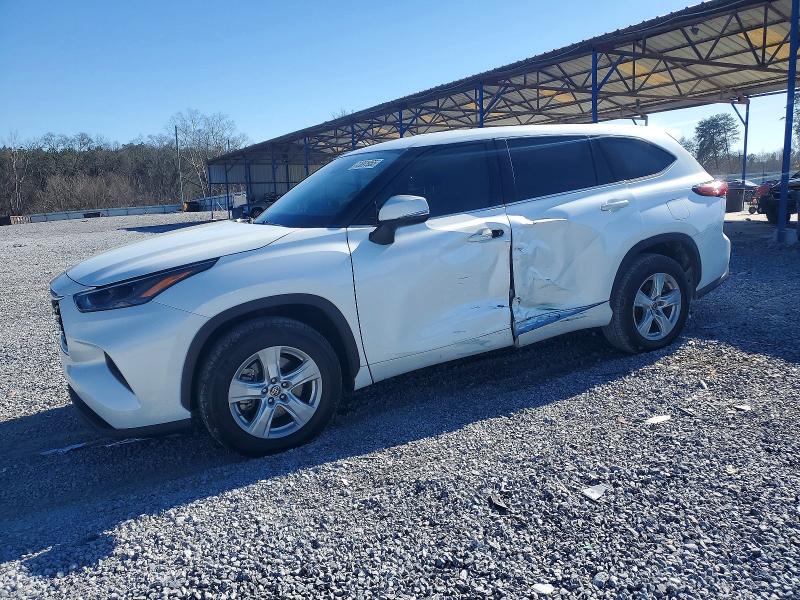 2022 TOYOTA HIGHLANDER — VIN 5TDCZRAH7NS556872