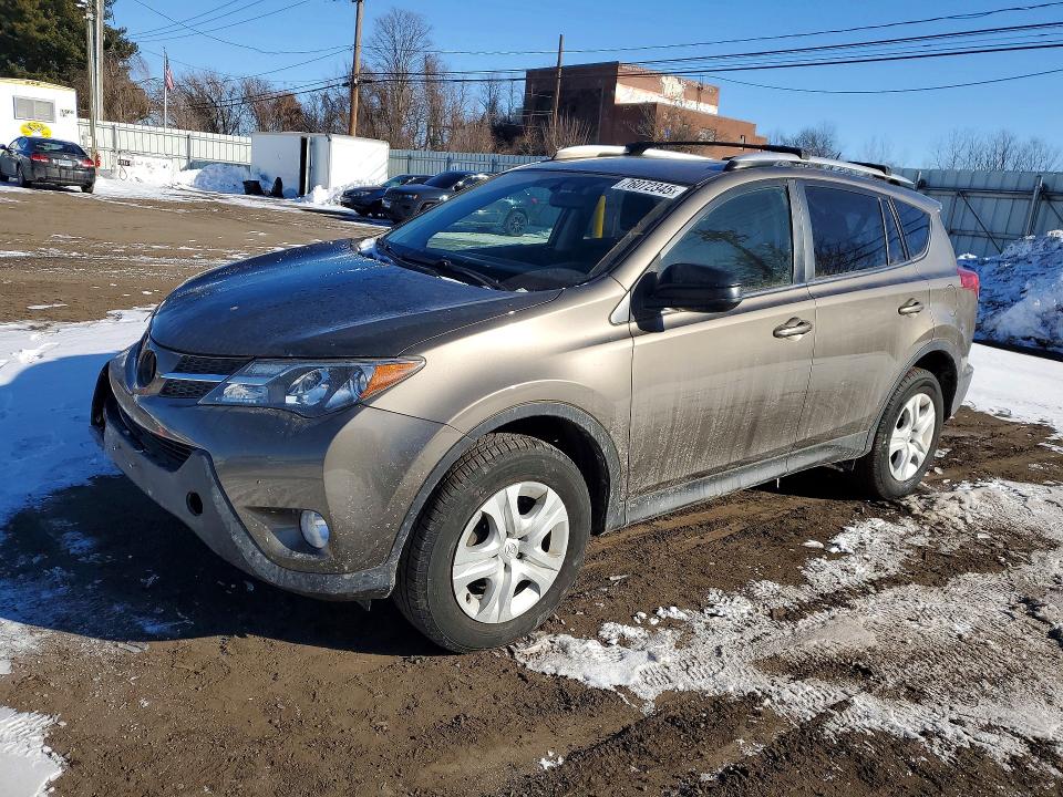 2015 TOYOTA RAV4 LE — VIN JTMBFREV7FD147126
