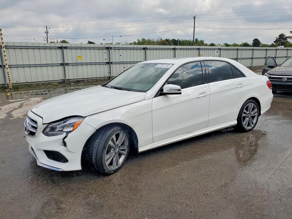 2016 MERCEDES-BENZ E — VIN WDDHF5KB7GB226571