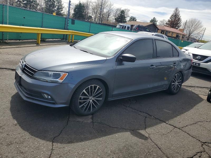 2015 VOLKSWAGEN JETTA — VIN 3VWD17AJXFM422035