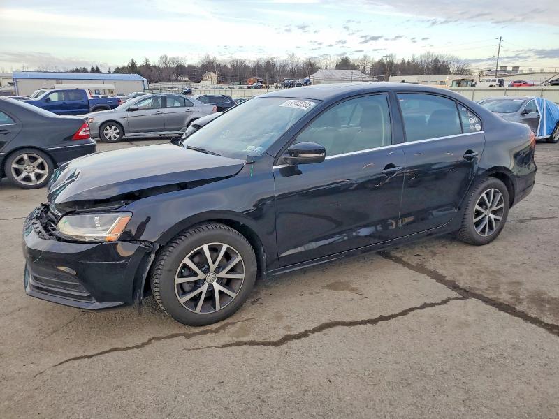 2017 VOLKSWAGEN JETTA SE — VIN 3VWB67AJ6HM415580