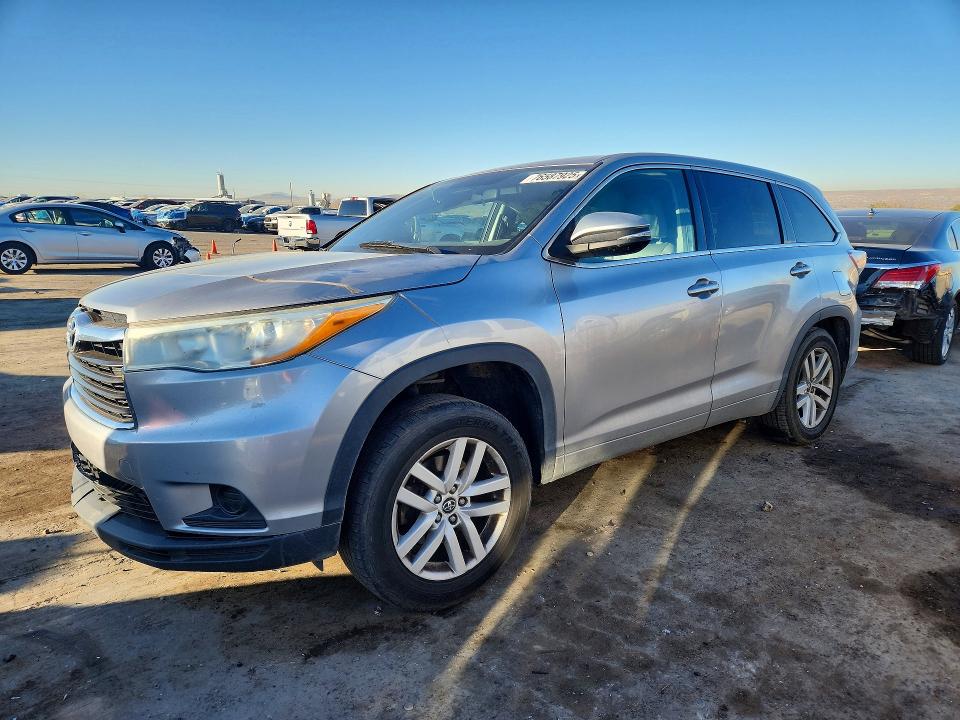 2016 TOYOTA HIGHLANDER — VIN 5TDZKRFH3GS178883