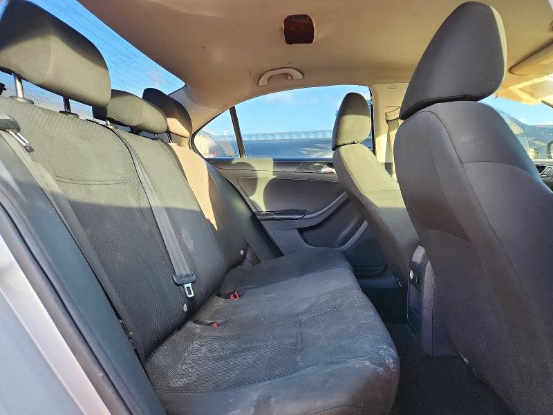 3VW2K7AJ1EM403540