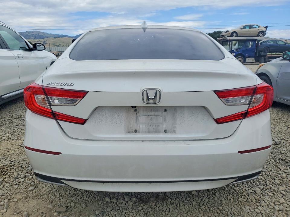 1HGCV1F12KA092487