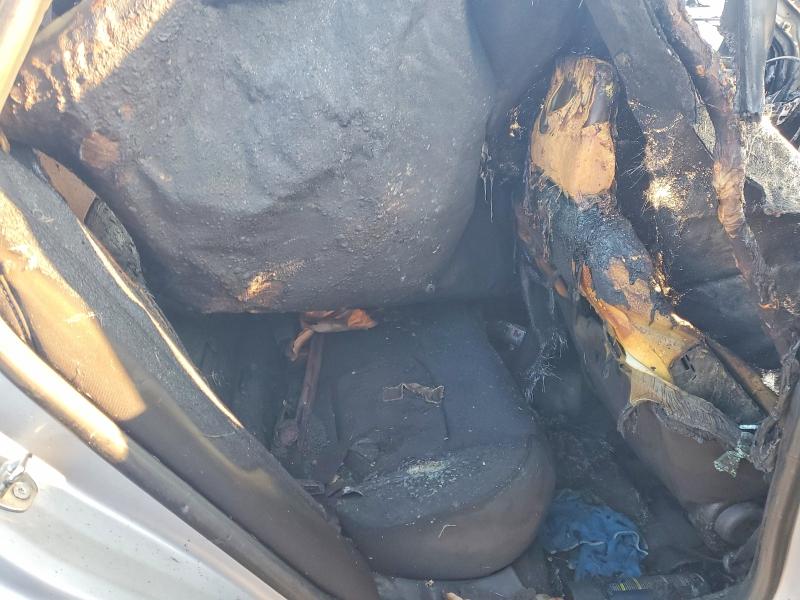 1G1ZB5ST9JF233114