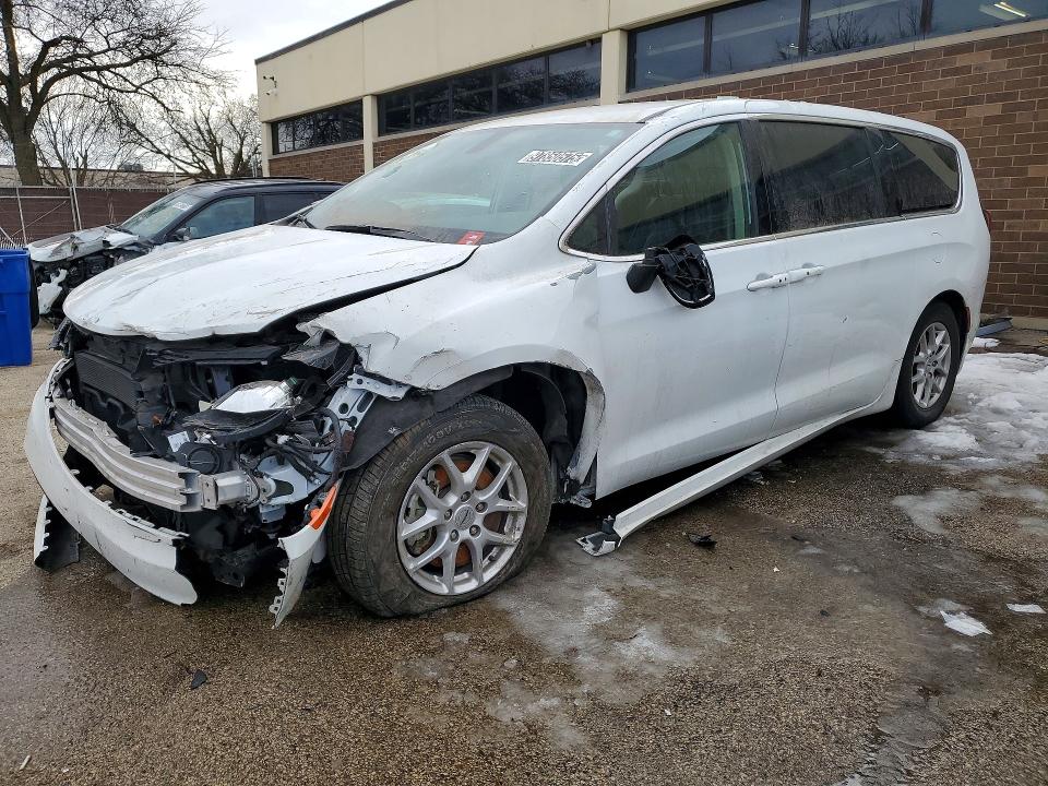 2022 CHRYSLER VOYAGER — VIN 2C4RC1CG6NR211620