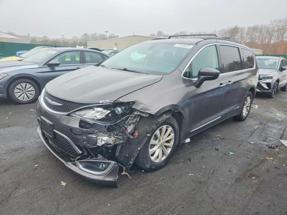 2017 CHRYSLER PACIFICA — VIN 2C4RC1BG4HR745463