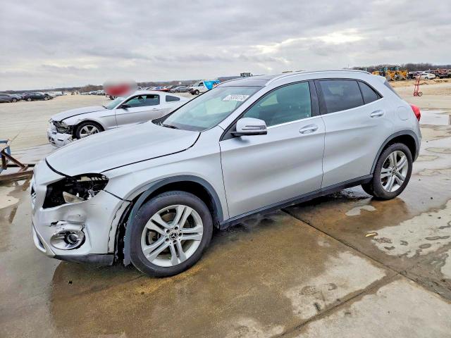 2019 MERCEDES-BENZ GLA — VIN WDCTG4GB2KU002264